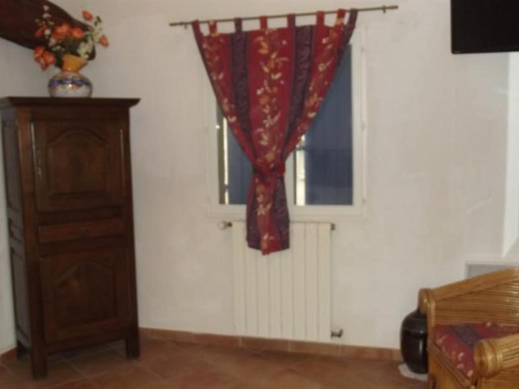 Domaine Saint Victor Hotel La Tour-d'Aigues Luaran gambar