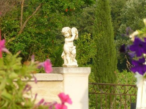 Domaine Saint Victor Hotel La Tour-d'Aigues Luaran gambar