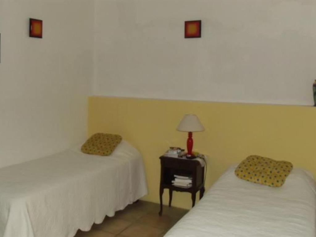 Domaine Saint Victor Hotel La Tour-d'Aigues Luaran gambar